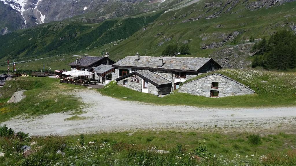 Hotel Baita Cretaz Breuil-Cervinia Exterior photo