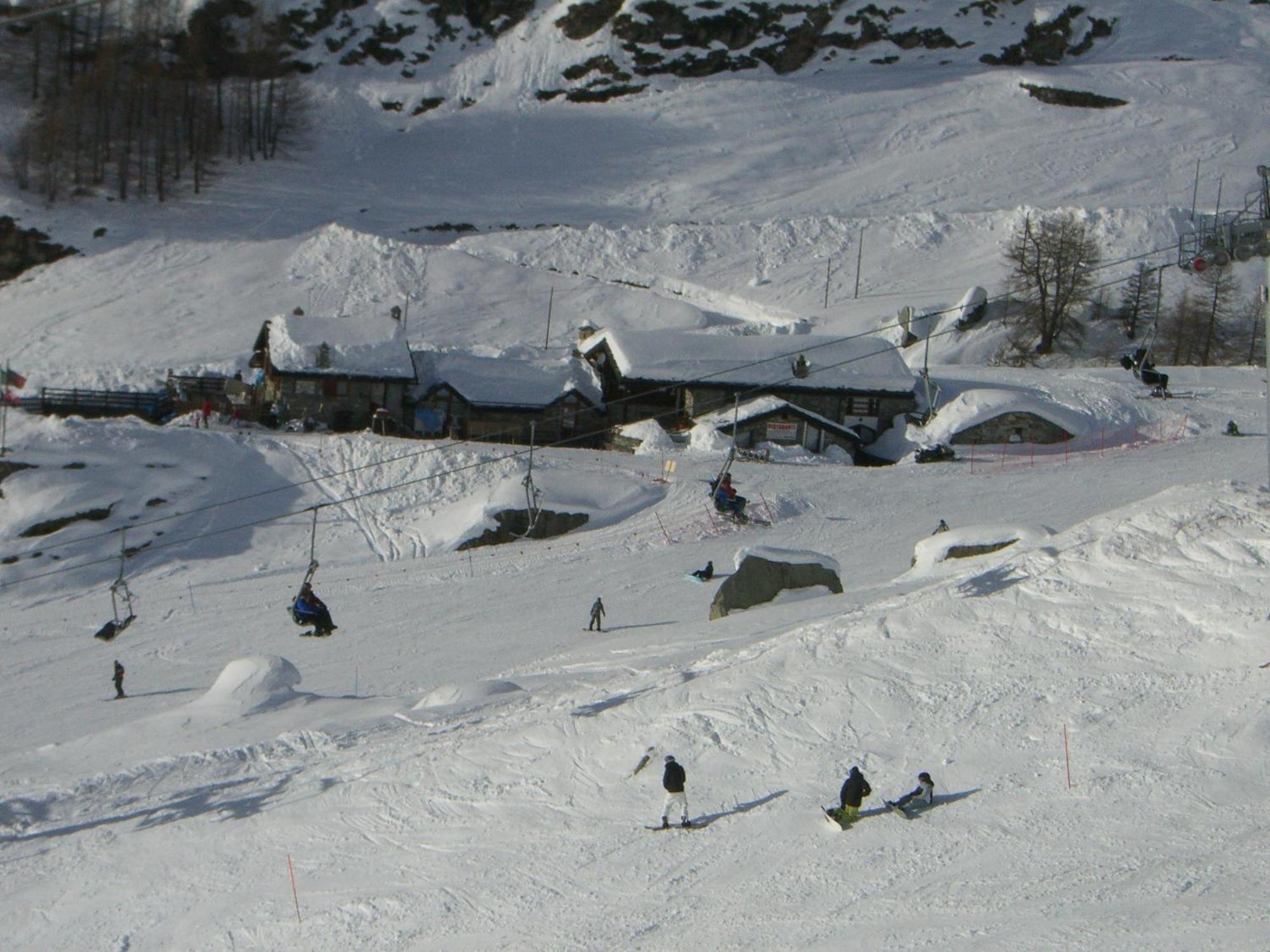 Hotel Baita Cretaz Breuil-Cervinia Exterior photo